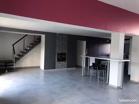 propriété 4 pièces 125 m²