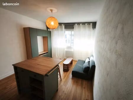 studio idéalement placé