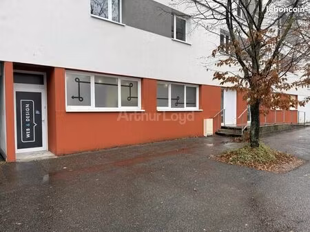 bureaux 75 m²