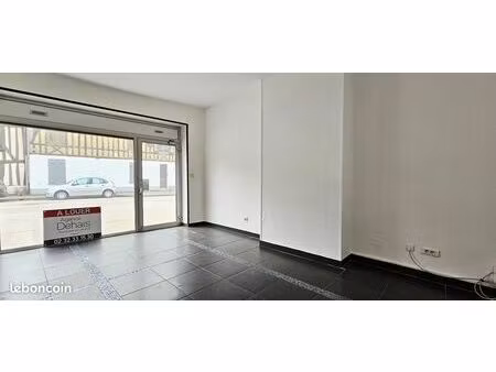 local commercial 23 m²