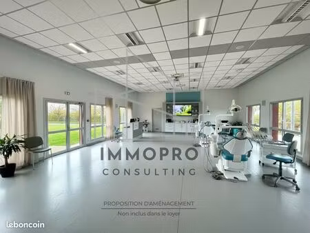 local 134 m² fouqueville