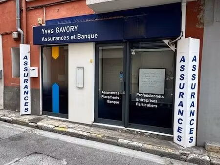 local commercial 54m2 port