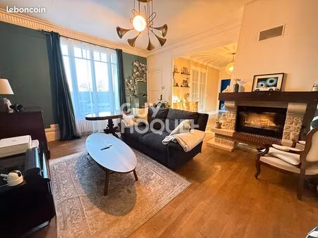 propriété 6 pièces 150 m²