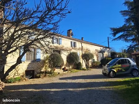 chalet 7 pièces 245 m²