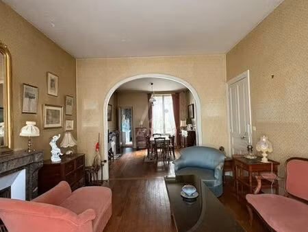 maison 7 pièces 189 m²