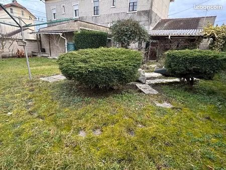 maison 4 pièces 77 m²