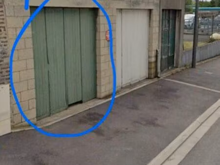 grand garage + terrain 280m2 cambrai centre