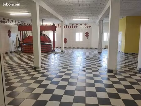 immeuble en viager 1 pièce 423 m²