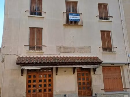 immeuble 170 m² vertaizon