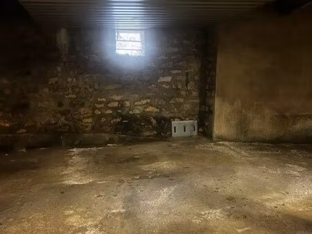 place de parking sécurisé