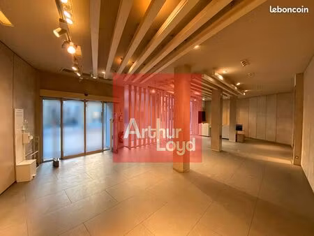 local commercial 257 m² agen