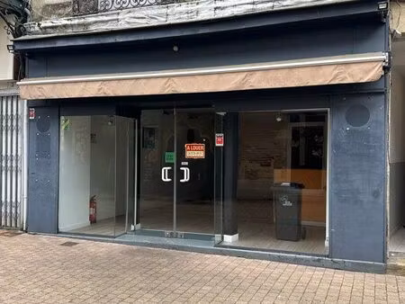 local commercial rue piétonne marmande