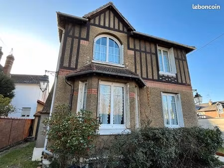maison 4 pièces 87 m²