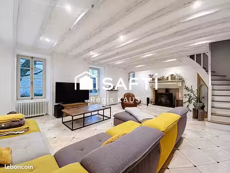 maison 6 pièces 160 m²