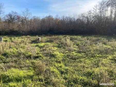 terrain à vendre 740 m²