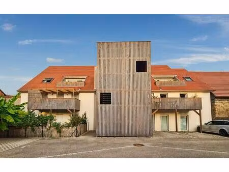 andolsheim : loft de 103m² avec terrasse  parkings et cave