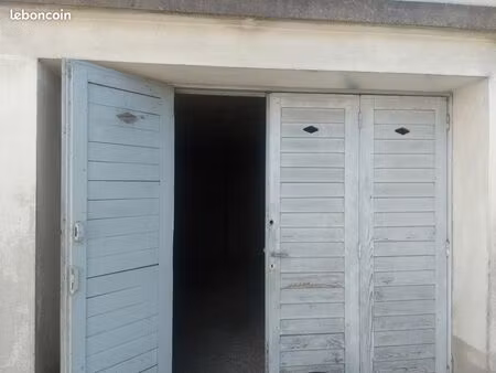 garage de 14 m² environ place duguesclin à poitiers