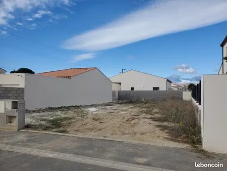 terrain viabilisé 300m2