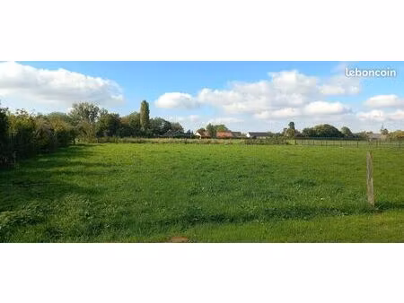 terrain constructible 1351 m2