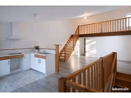 maison 2 pièces 63 m²