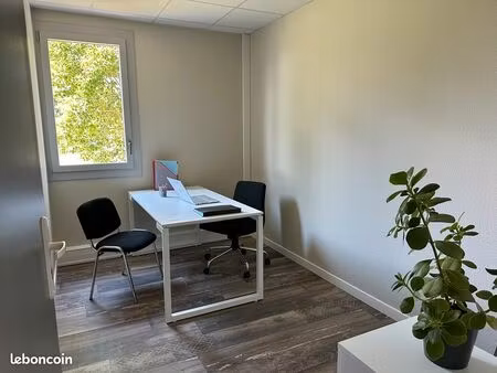 bureau à louer tout compris ste livrade