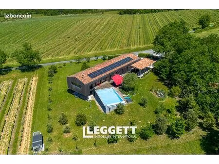 maison 10 pièces 205 m²