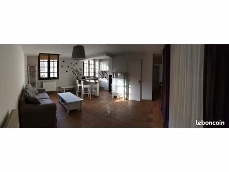 studio charmant au coeur d'un joli village