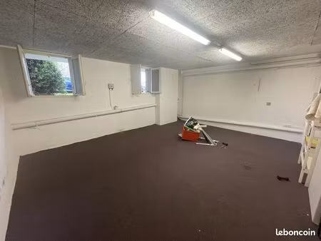 bureaux 28 m² neuilly-sur-marne