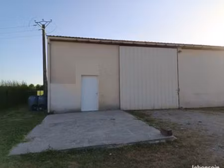 entrepot artisanal 220 m2