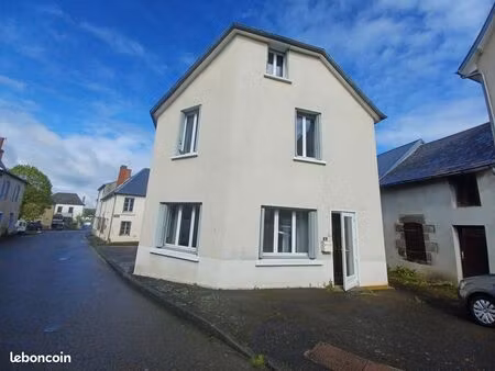 spécial investisseur - maison de bourg - 87 m2 - france - auvergne - combrailles - st-gerv