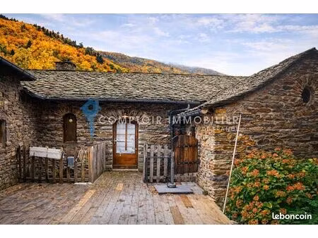 mas 11 pièces 223 m²