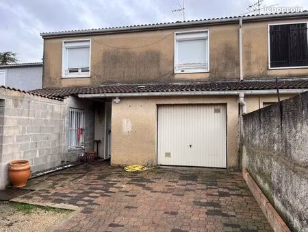 maison avec jardin et garage