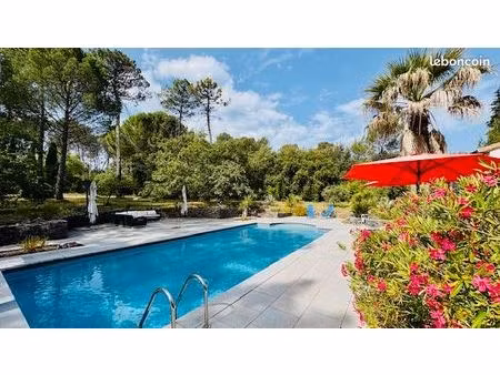 villa 5 pièces avec garage indépendant