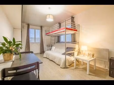 appartement t1 meublé de 25m2 - disponible immédiatement