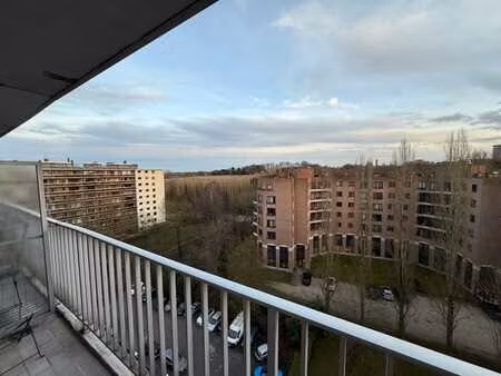 charmant studio à louer à woluwe/zaventem