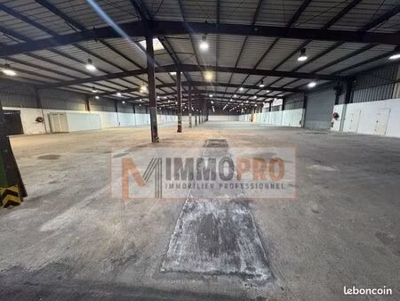 entrepôt 3784 m² le muy