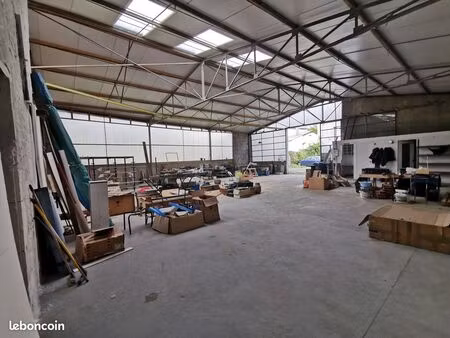 atelier entrepôt 370 m2
