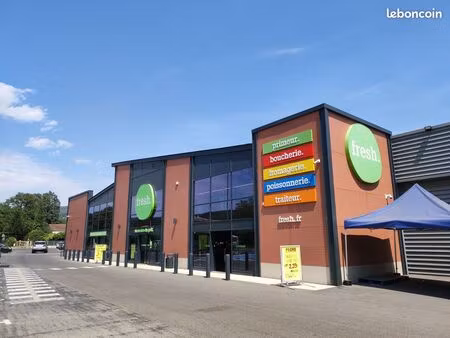 local commercial à louer