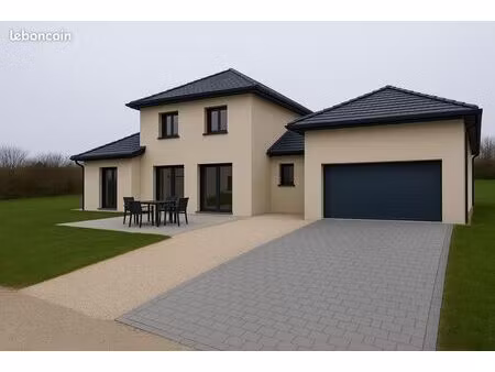 maison 200 m² athis