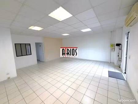 bureaux 49 m²