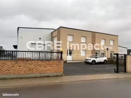 local d'activite 817 m² bezannes