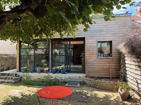 maison de ville 6 pièces 145 m²