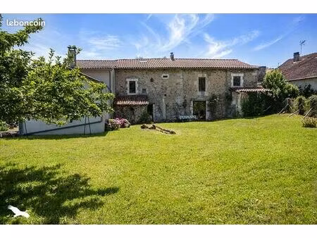 maison 4 pièces 136 m²