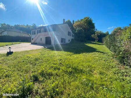 maison château l’eveque