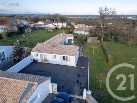 maison 5 pièces 123 m²