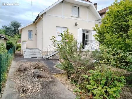 maison 5 pièces 93 m²