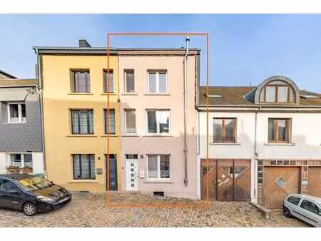 maison 3 chambres au centre de neufchâteau