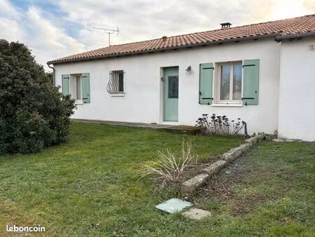 vente maison à périgné