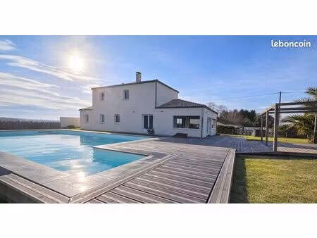 maison 5 pièces 154 m²