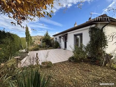 villa 5 pièces 134 m²